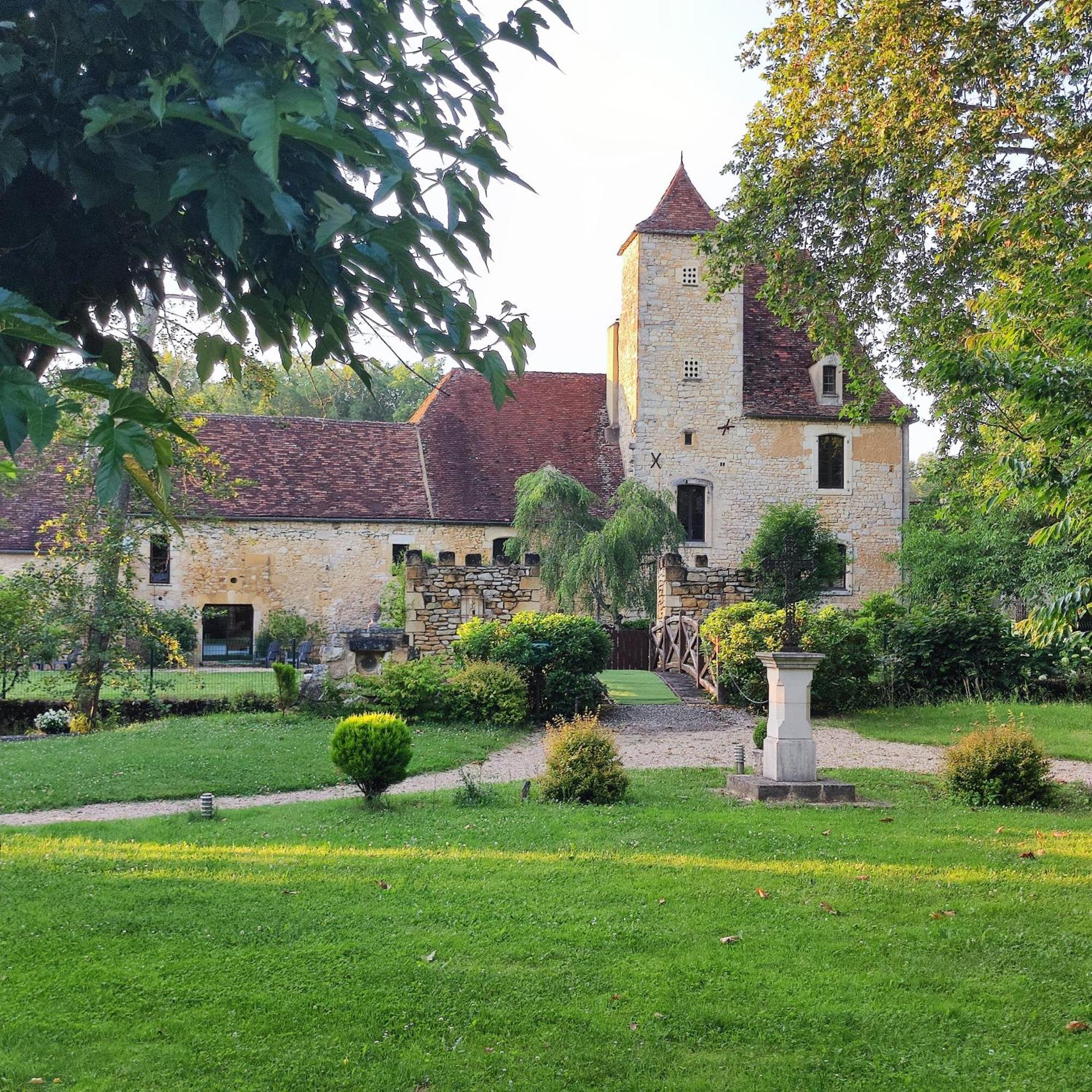 Manoir La Barriere - Lot Bed and Breakfast Le Vigan  Exterior foto